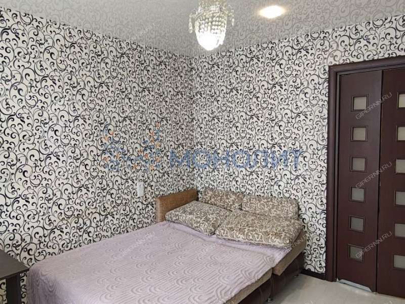 трёхкомнатная квартира в Центральном микрорайоне дом 1 город Выкса