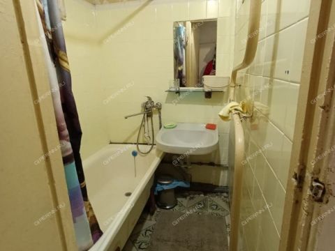 3-komnatnaya-ul-timiryazeva-d-3 фото