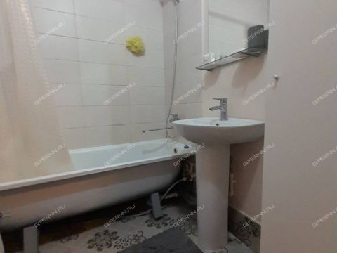 2-komnatnaya-ul-romantikov-d-13 фото