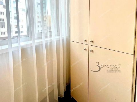 3-komnatnaya-ul-delovaya-d-24-k2 фото