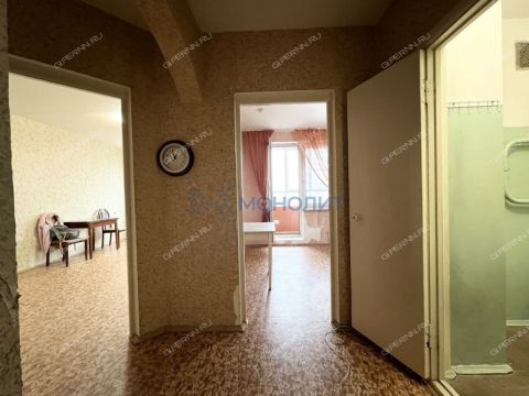 1-komnatnaya-ul-geroya-shnitnikova-d-3 фото