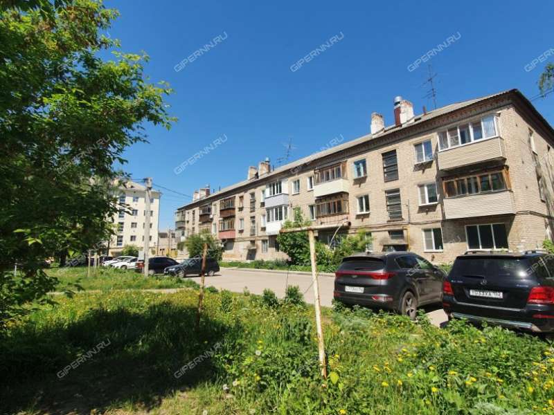 трёхкомнатная квартира на Театральной улице дом 10 город Кстово