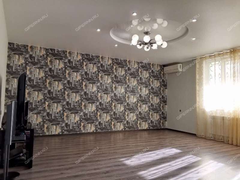 трёхкомнатная квартира на улице Бориса Панина дом 7в