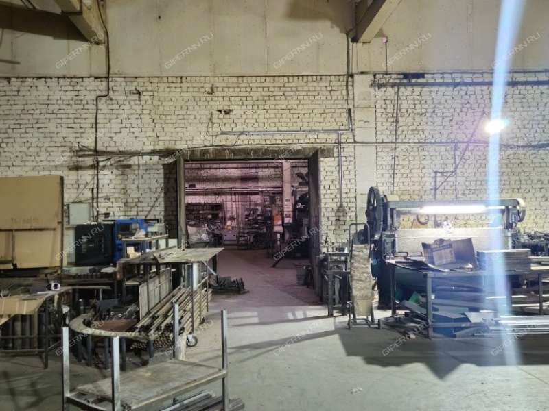 помещение под производственную площадь на Республиканской улице город Бор