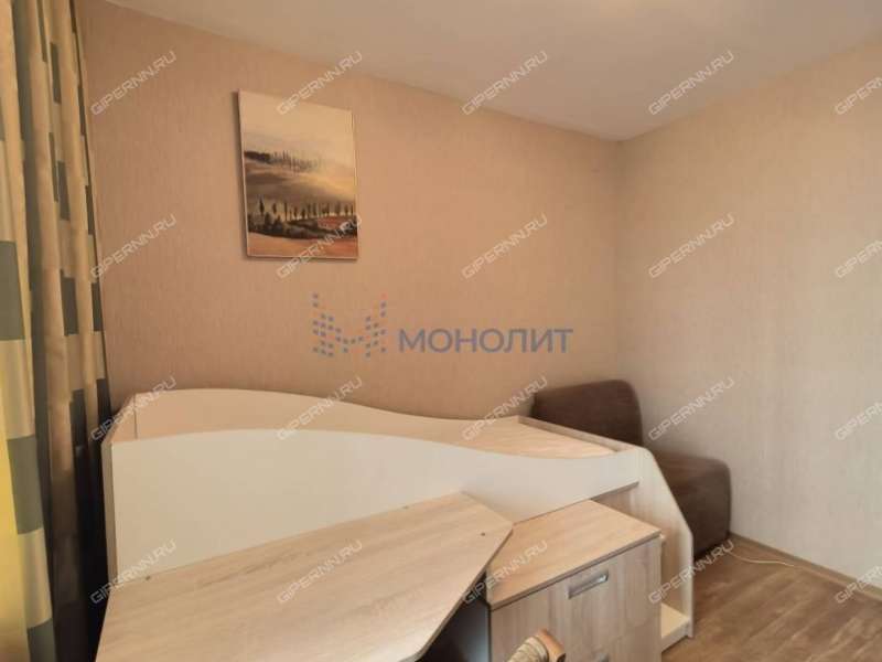 трёхкомнатная квартира на Республиканской улице дом 25