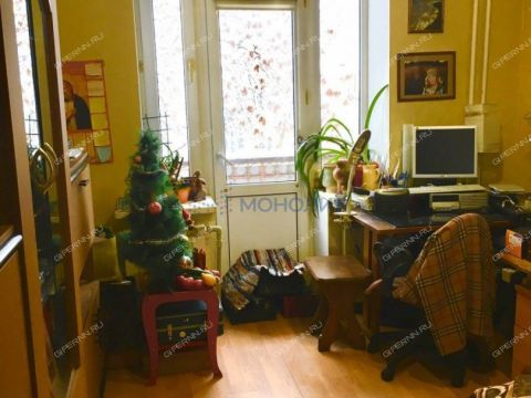 2-komnatnaya-ul-50-letiya-pobedy-d-11 фото