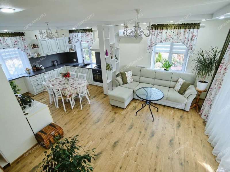 коттедж на Восточной улице село Великий Враг