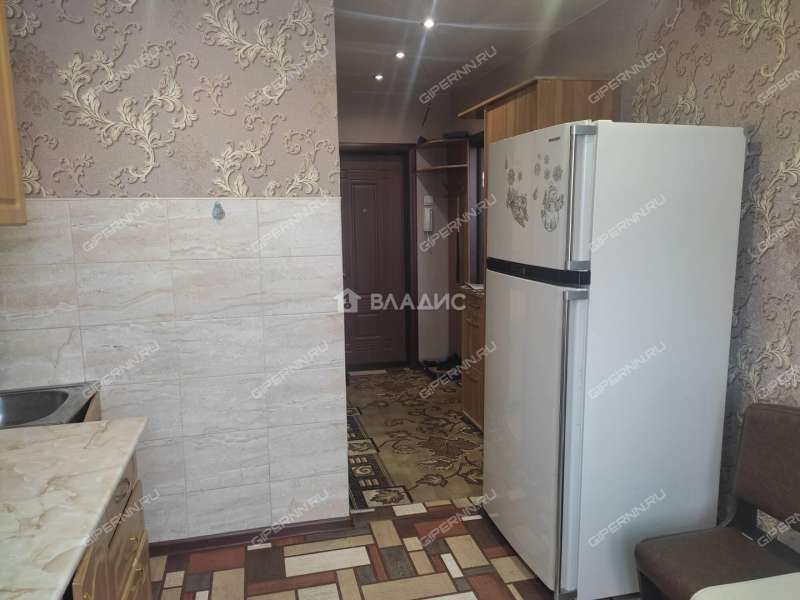 однокомнатная квартира на Днепропетровской улице дом 12