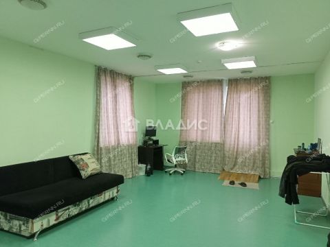 dom-ul-hlebosolnaya-d-4 фото