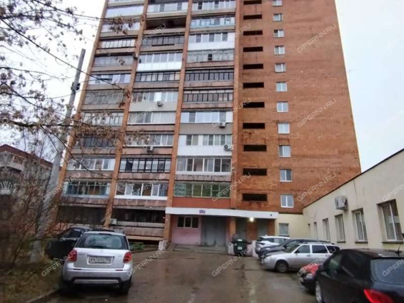 четырёхкомнатная квартира в 2-м микрорайоне дом 3 город Кстово