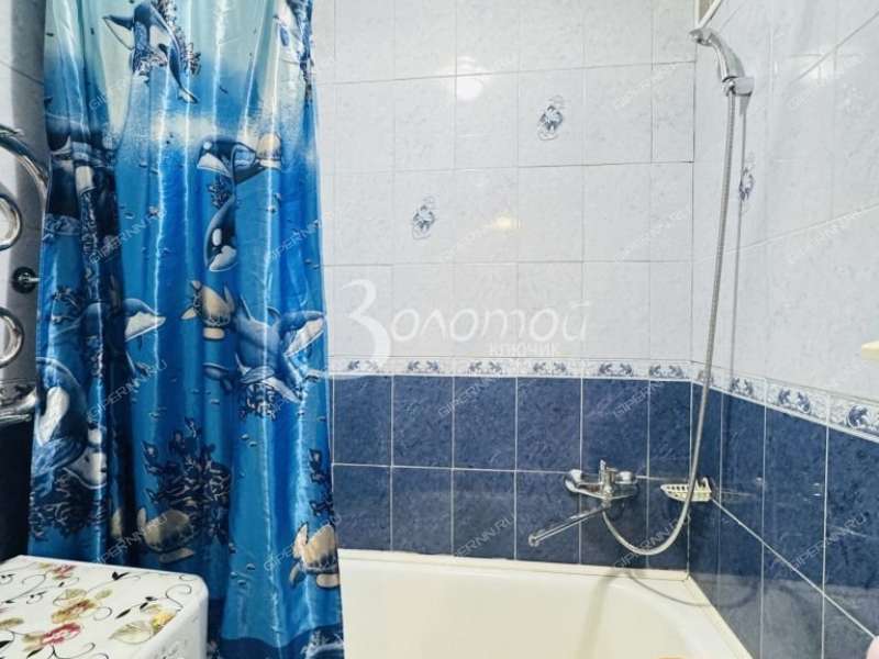 трёхкомнатная квартира на Волжской улице дом 16