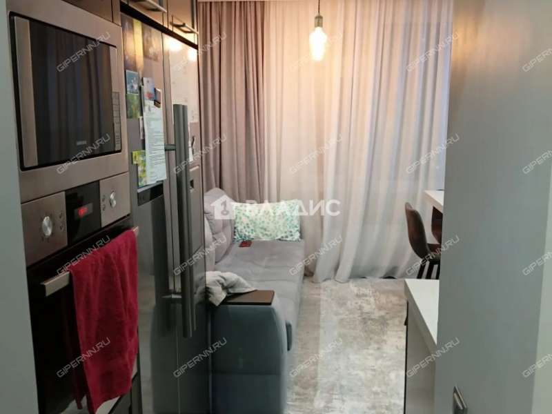 трёхкомнатная квартира на улице Янки Купалы дом 46 к2