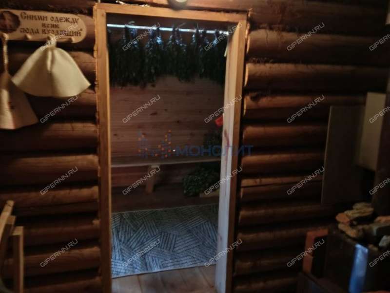 дом на улице Контак город Урень