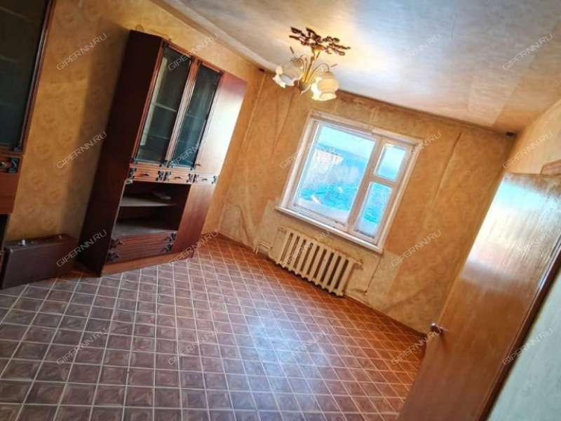 двухкомнатная квартира на Красноуральской улице дом 3