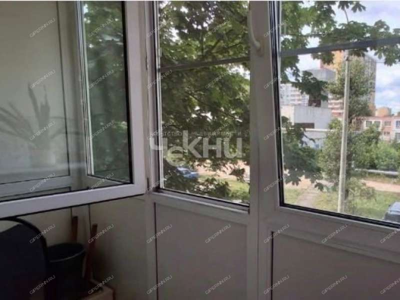 трёхкомнатная квартира на проспекте Кораблестроителей дом 32