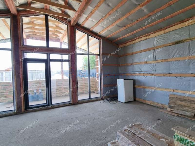 дом на улице Счастливая село Елховка