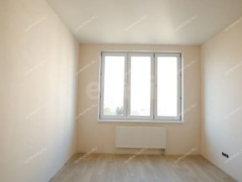 1-komnatnaya-ul-sergeya-akimova-d-50 фото