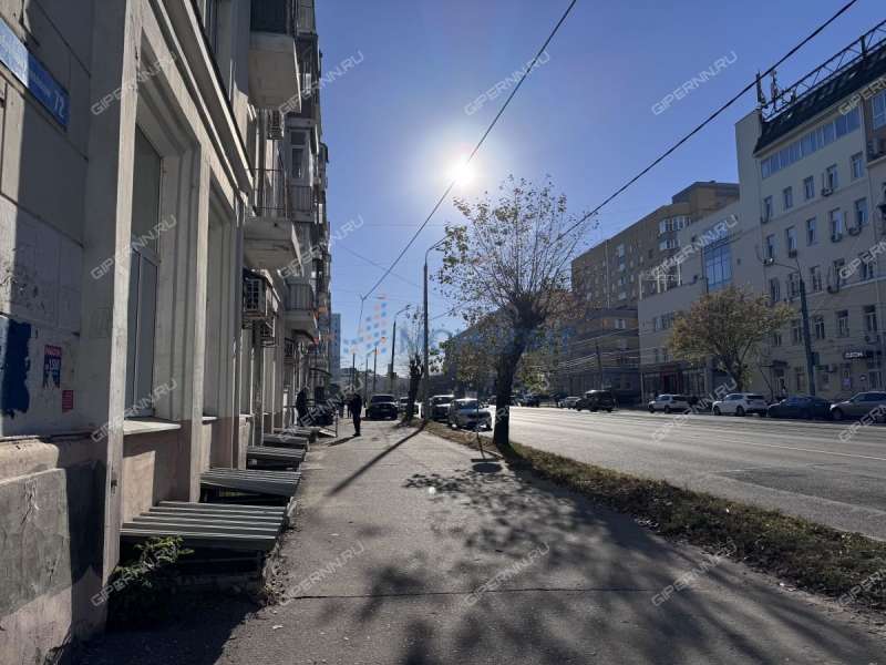 помещение под офис, торговую площадь на улице Октябрьской Революции