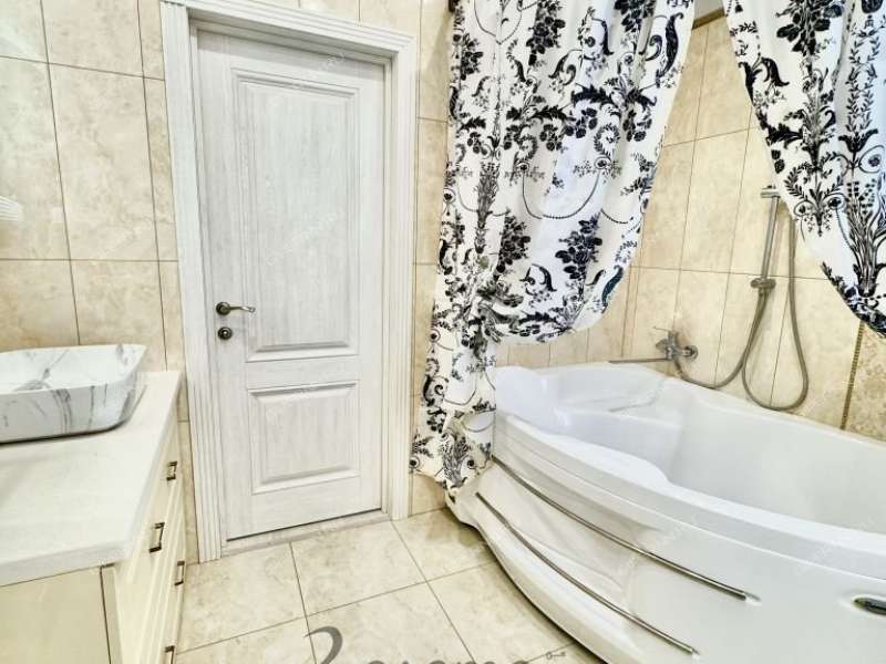 дом на Молодежной улице деревня Хватково