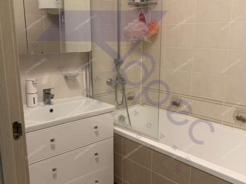 двухкомнатная квартира на улице имени Генерала Ивлиева дом 36  к2