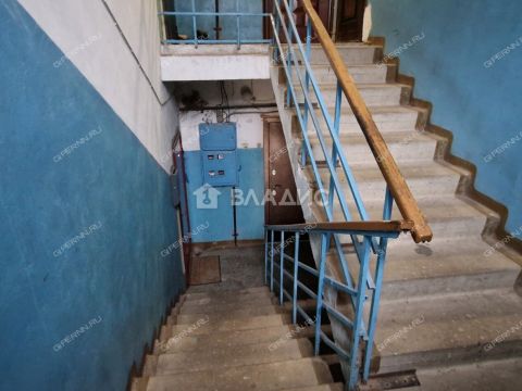 1-komnatnaya-rabochiy-poselok-yuganec-volodarskiy-rayon фото