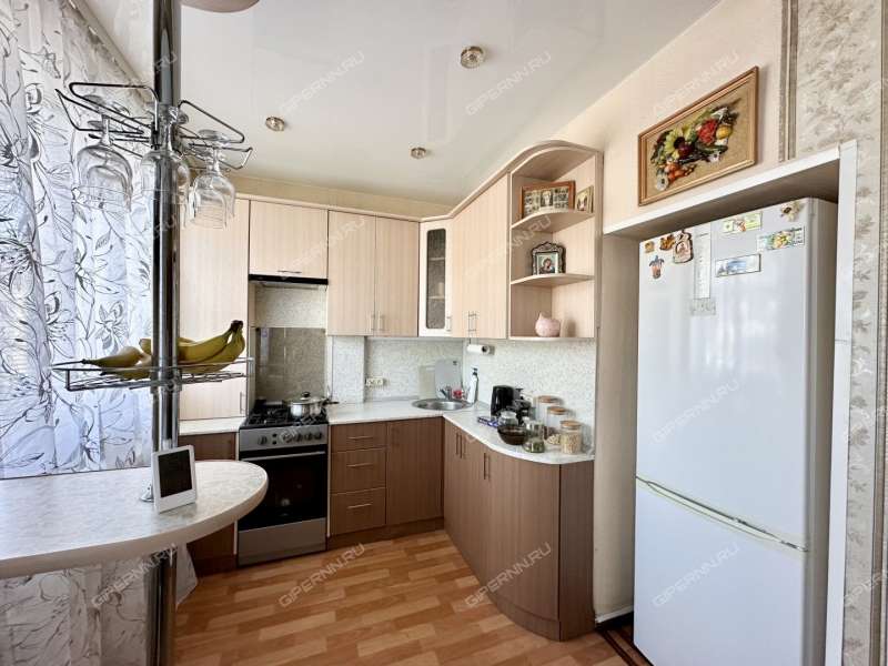 трёхкомнатная квартира на Театральной улице дом 10 город Кстово