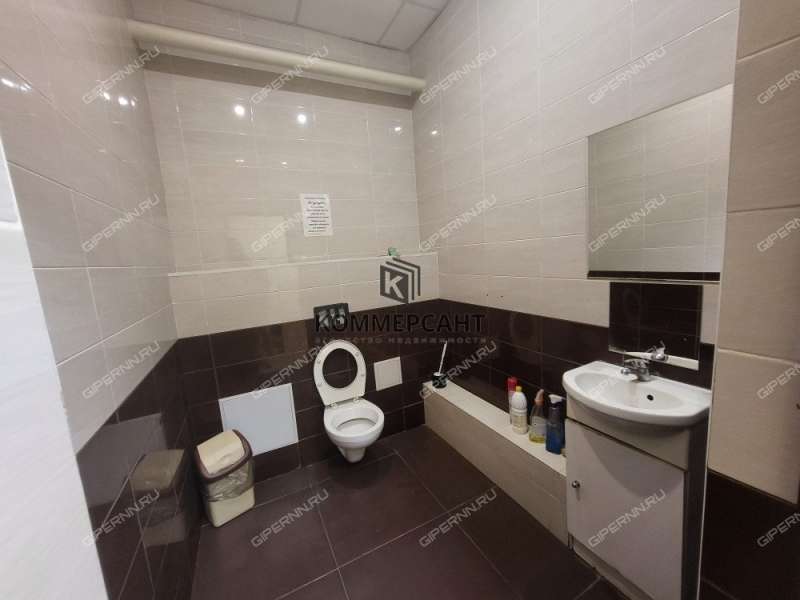 помещение под торговую площадь на улице Краснодонцев